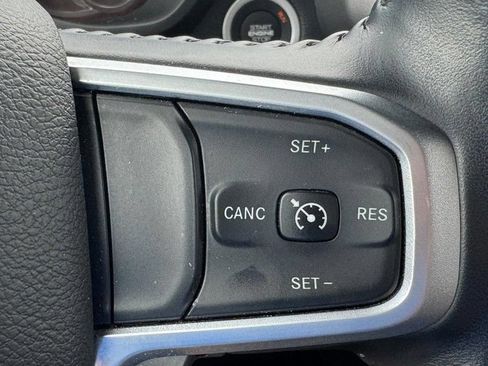 Used 2022 RAM 1500 Big Horn AWD/4WD image 20