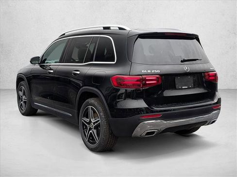 New 2026 Mercedes-Benz GLB 250 4MATIC image 9