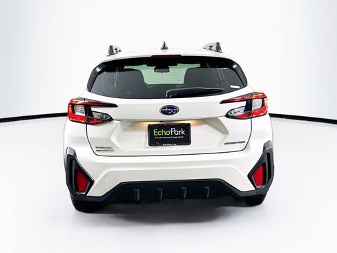 Used 2024 Subaru Crosstrek 2.0i Premium image 7