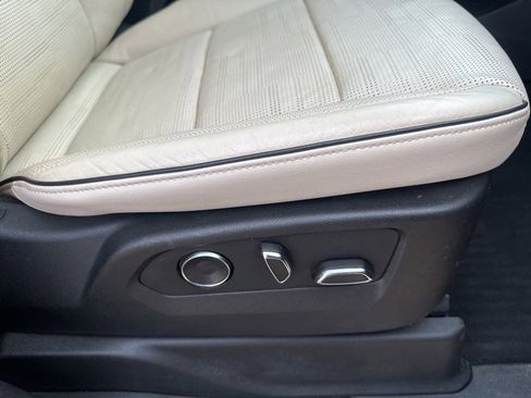 Used 2021 Cadillac Escalade Sport w/ Driver Assist Tech Package image 58