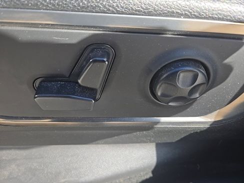 Used 2021 RAM 1500 Limited image 14