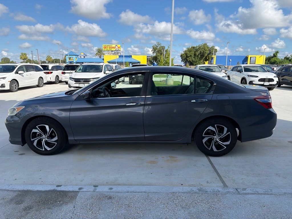 Used 2016 Honda Accord LX image 8