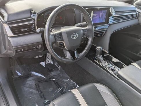Used 2025 Toyota Camry SE FWD image 17
