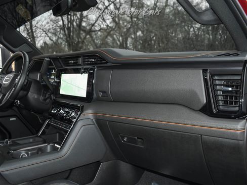 Used 2024 GMC Sierra 2500 AT4 w/ AT4 Premium Plus Package image 29