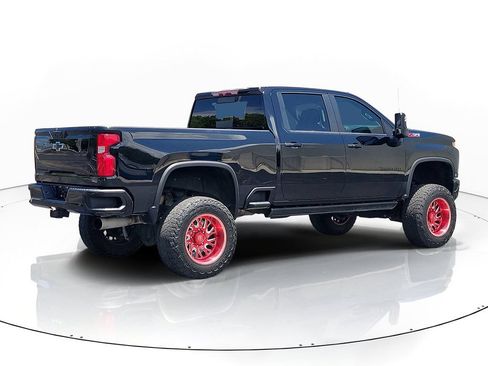 Used 2022 Chevrolet Silverado 2500 LTZ w/ LTZ Plus Package AWD/4WD image 5