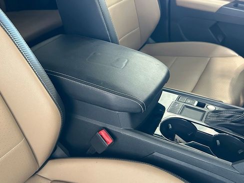 Used 2022 Volkswagen Atlas Cross Sport SE w/ Black Wheel Package image 37