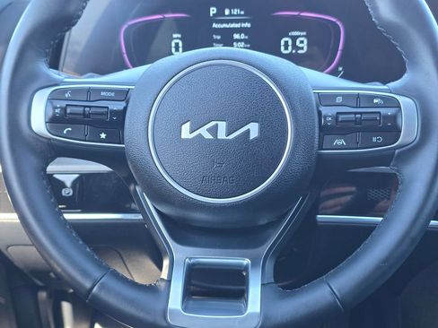 Used 2025 Kia Sportage X-Line image 19