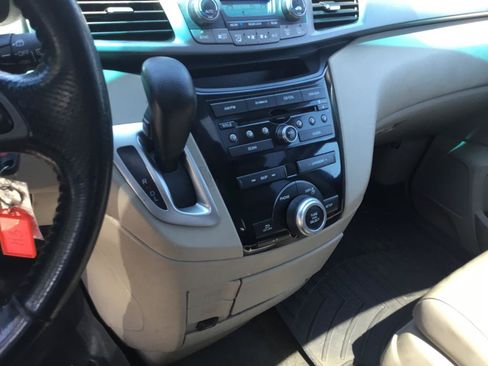 Used 2013 Honda Odyssey EX-L image 19
