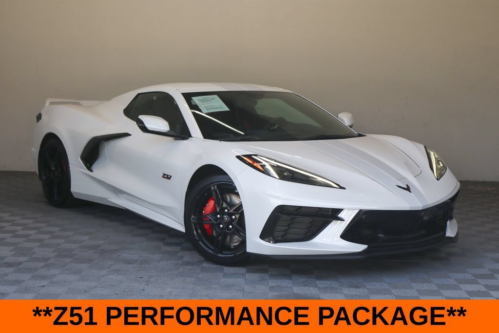 Used 2023 Chevrolet Corvette Stingray Premium Conv w/ Z51 Performance Package RWD image 2