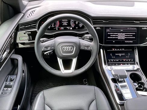 Used 2026 Audi Q8 Premium Plus AWD/4WD image 6