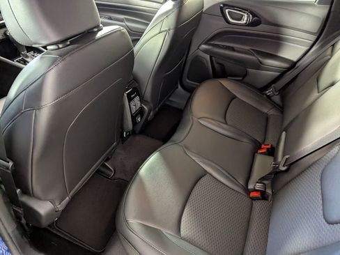 New 2026 Jeep Compass Latitude image 14