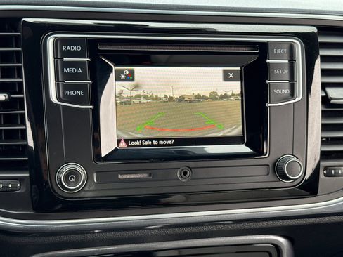 Used 2017 Volkswagen Beetle 1.8T S image 16