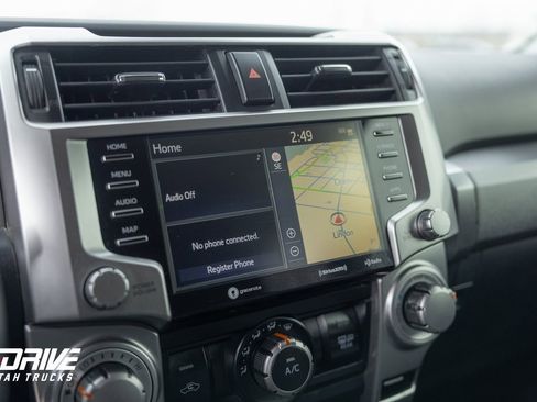 Used 2022 Toyota 4Runner SR5 Premium image 35