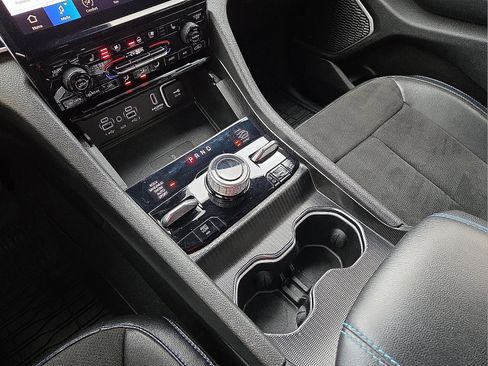 Used 2024 Jeep Grand Cherokee Trailhawk w/ Luxury Tech Group III image 25