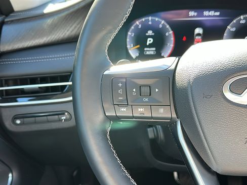 Certified 2025 INFINITI QX60 Sensory image 15