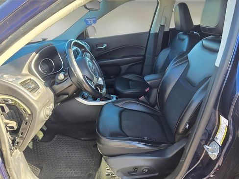 Used 2018 Jeep Compass Latitude w/ Popular Equipment Group image 13