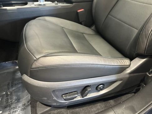 Used 2022 INFINITI QX50 Luxe AWD/4WD image 18