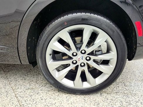 Used 2022 Buick Envision Avenir w/ Technology Package II image 9