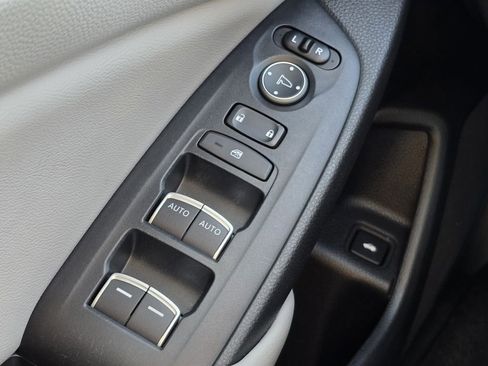 Certified 2018 Honda Accord EX image 31