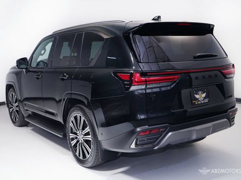 Used 2026 Lexus LX 600 4WD w/ Appearance Package image 6