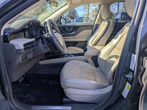 Used 2022 Lincoln Corsair Reserve w/ Equipment Group 201A image 22