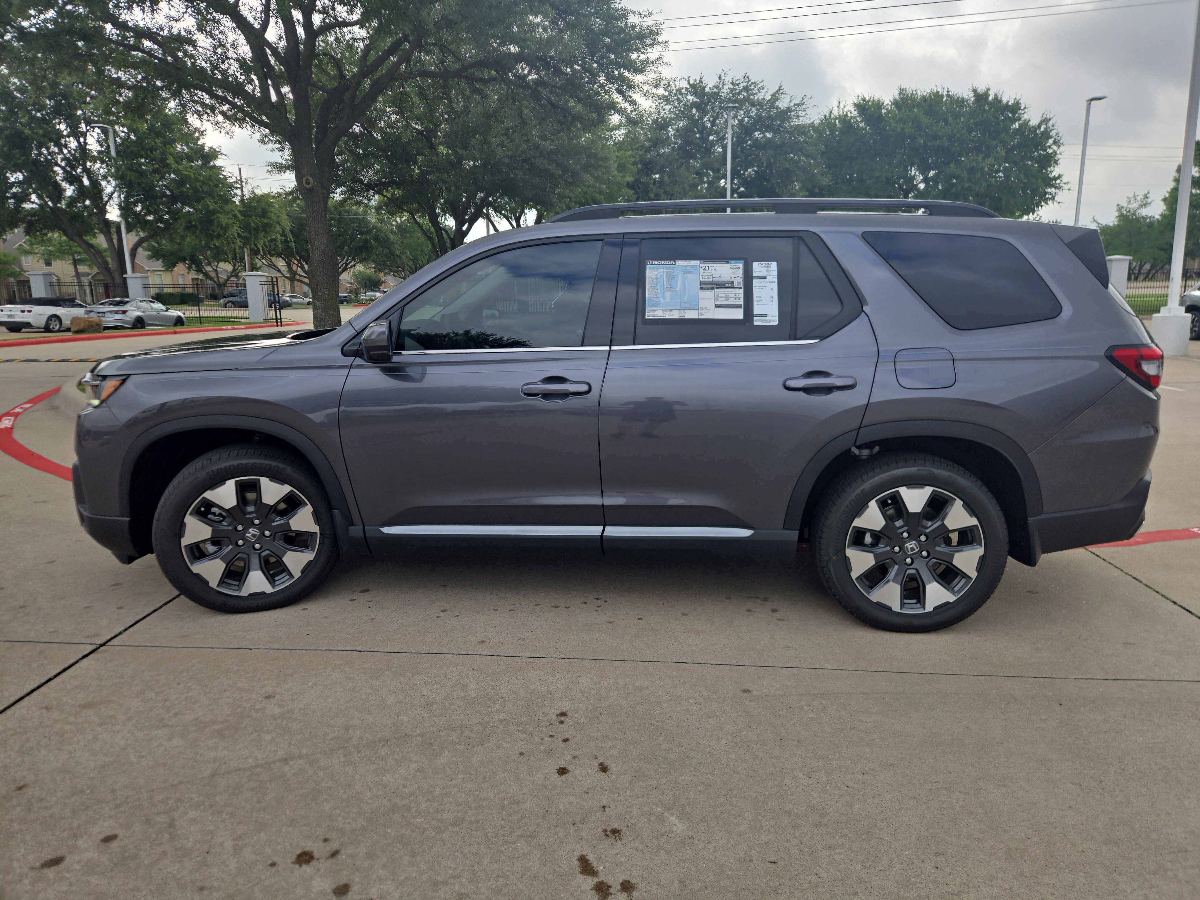 New 2026 Honda Pilot Elite image 6