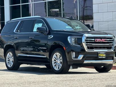 Used 2023 GMC Yukon SLT w/ SLT Premium Package