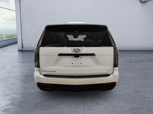 Used 2025 Cadillac Escalade ESV Sport Platinum w/ LPO, Floor Liner Package AWD/4WD image 6
