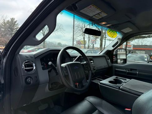 Used 2014 Ford F350 XL w/ Power Equipment Group image 10