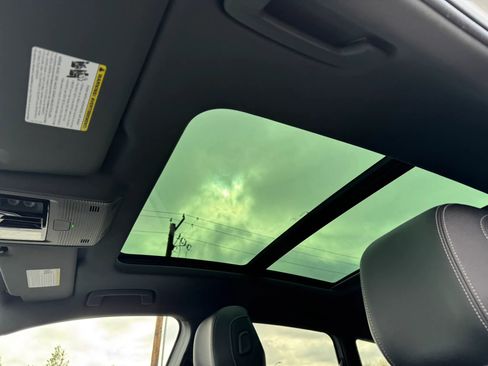 Used 2024 Audi Q4 e-tron Premium w/ Convenience Package image 43