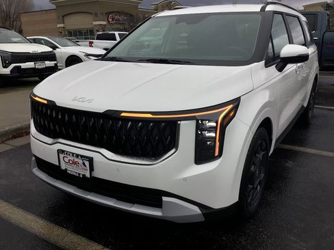 New 2026 Kia Carnival EX image 2