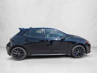 Used 2022 Toyota Corolla SE FWD video 4