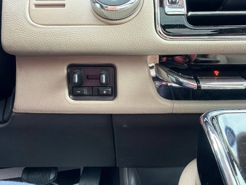 Used 2022 Lincoln Navigator Reserve AWD/4WD image 33