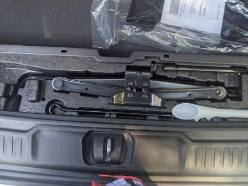 Used 2023 Jeep Wagoneer L Series II image 14