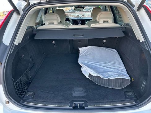 Used 2019 Volvo XC60 T6 Inscription w/ Protection Package Premier image 28