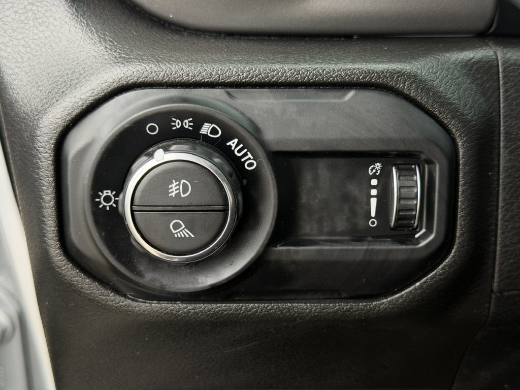 Used 2023 Jeep Gladiator Sport AWD/4WD image 22
