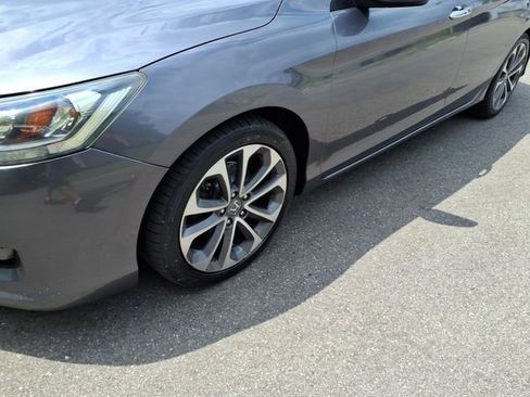 Used 2015 Honda Accord Sport image 4
