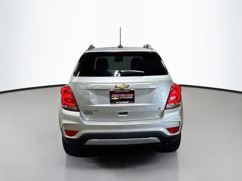 Used 2018 Chevrolet Trax LT w/ LT Convenience Package AWD/4WD image 7