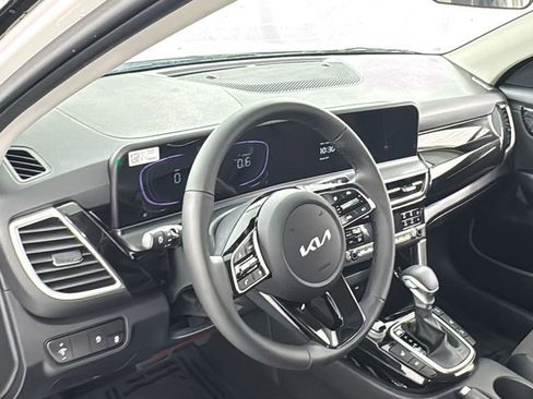 New 2026 Kia Seltos S AWD/4WD image 34