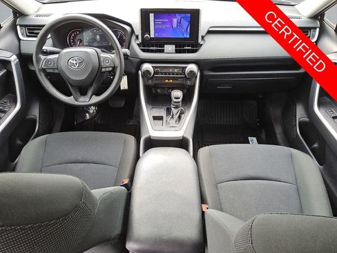 Used 2024 Toyota RAV4 LE image 10