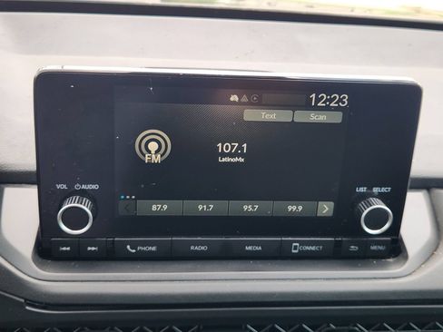 Used 2023 Honda Accord LX image 17