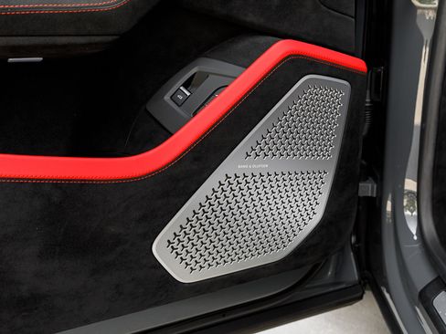 Used 2023 Lamborghini Urus Performante image 26