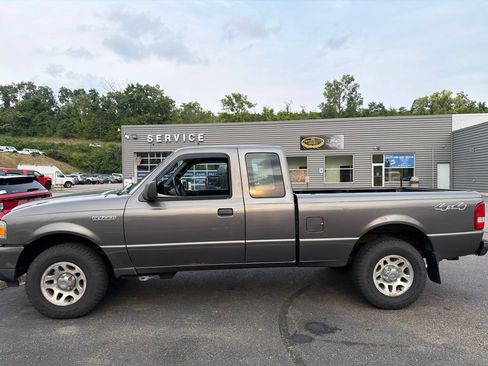 Used 2011 Ford Ranger XLT AWD/4WD image 2