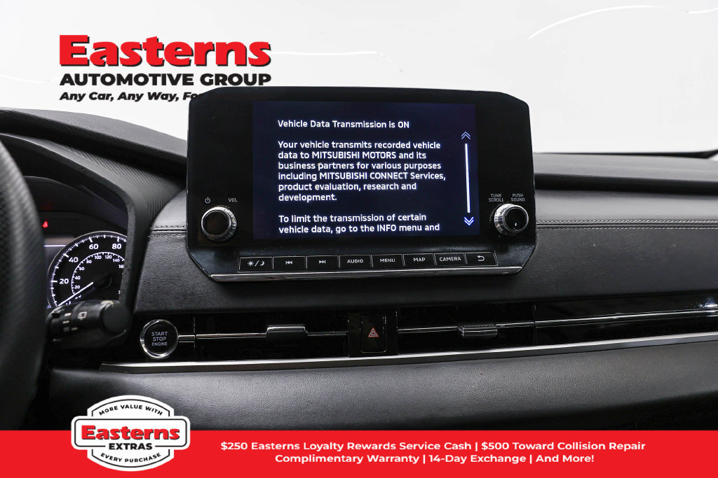 Used 2023 Mitsubishi Outlander SE AWD/4WD image 13