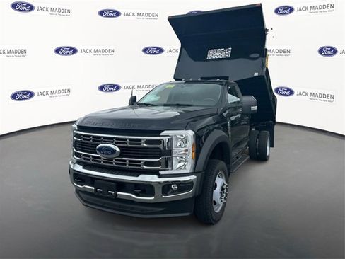 New 2025 Ford F550 XL image 2