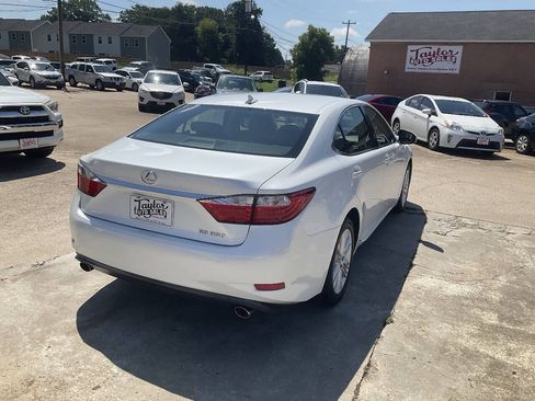 Used 2014 Lexus ES 350 FWD image 3