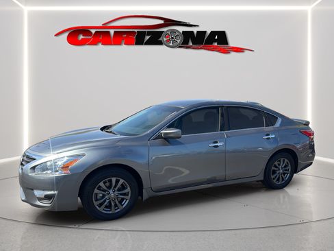 Used 2015 Nissan Altima 2.5 S w/ Special Edition Package FWD image 11