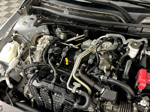 Certified 2024 Nissan Altima 2.5 SV FWD image 30