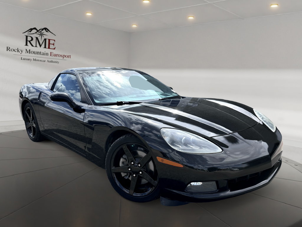 Used 2005 Chevrolet Corvette Coupe w/ Preferred Equipment Group RWD image 1