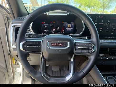 Used 2024 GMC Canyon Elevation w/ Convenience Package RWD image 14